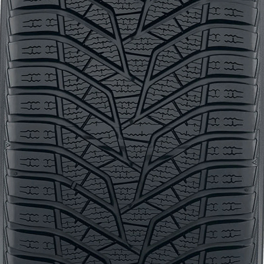 Yokohama BluEarth Winter V905 Winter 255/40R19 100V  Passenger Tire Fits: 2017 Volkswagen Tiguan Highline, 2016-18 Audi Q3 Technik