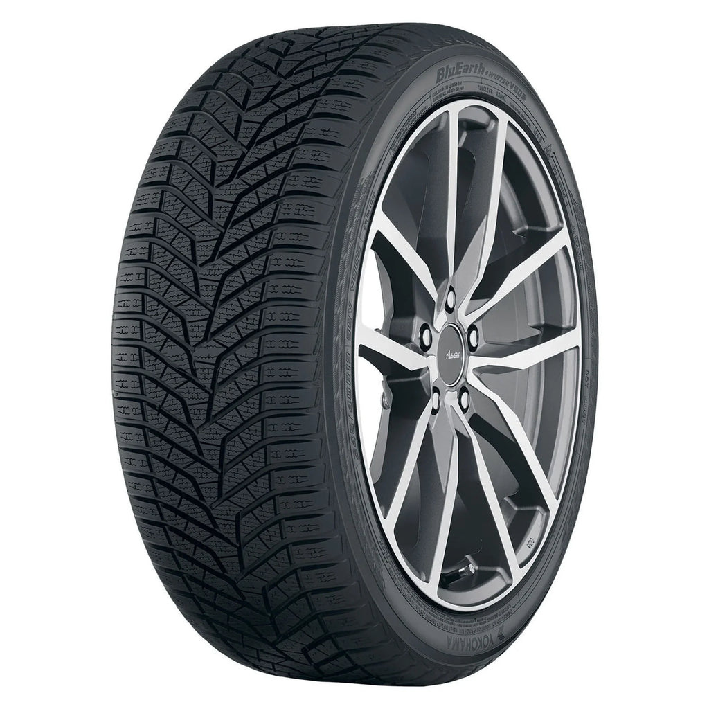 Yokohama BluEarth Winter V905 Winter 255/40R19 100V  Passenger Tire Fits: 2017 Volkswagen Tiguan Highline, 2016-18 Audi Q3 Technik