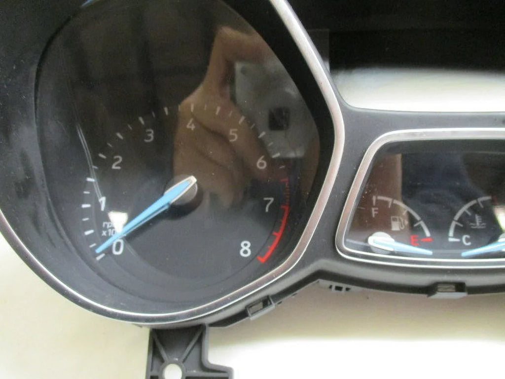 Pre-Owned 2017 2018 Ford Focus Speedometer Speedo Cluster  19K   (Good)