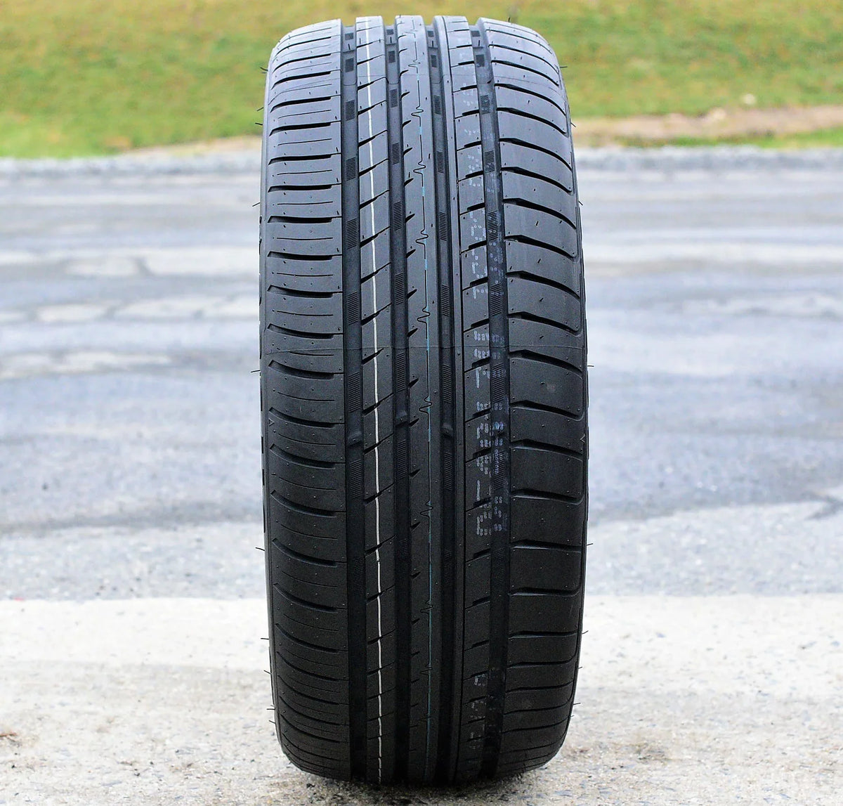 Set of 4 () Cosmo MuchoMacho 225/50R17  98W All Season High Performance Tires Fits: 2012-15 Chevrolet Cruze , 2012-18 Ford Focus Electric